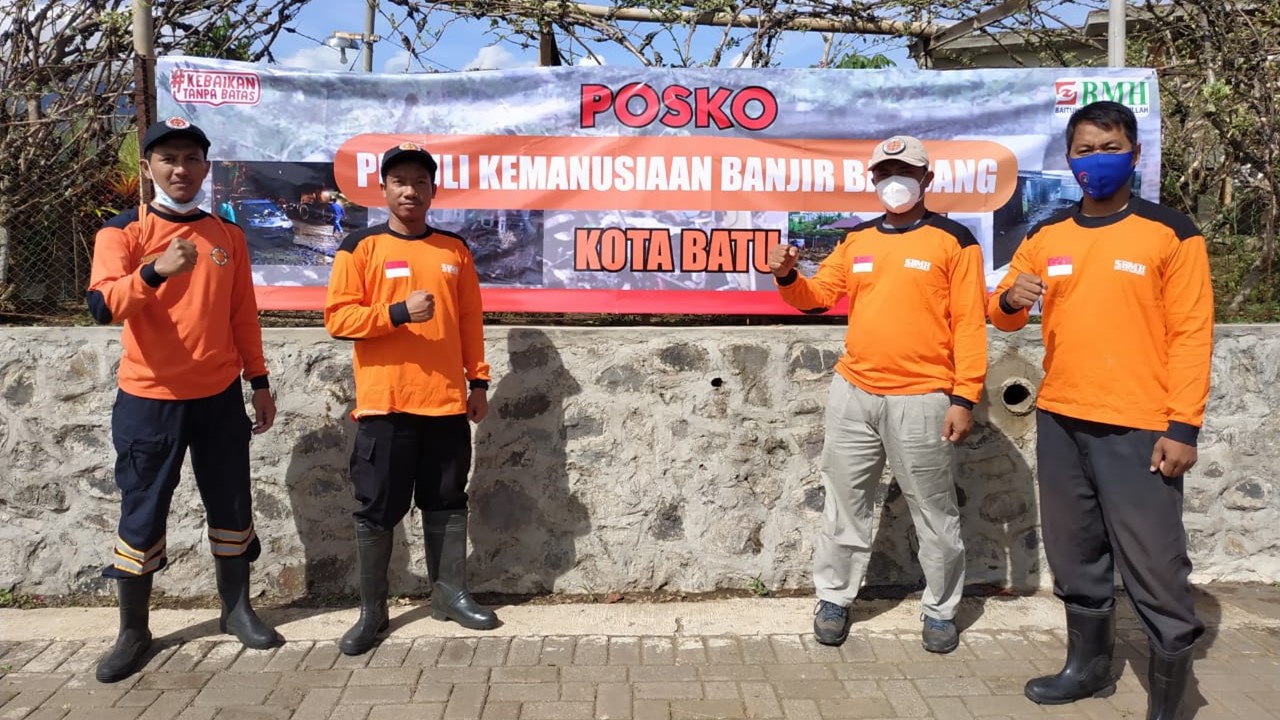 SAR Hidayatullah Jawa Timur bantu evakuasi banjir Kota Batu